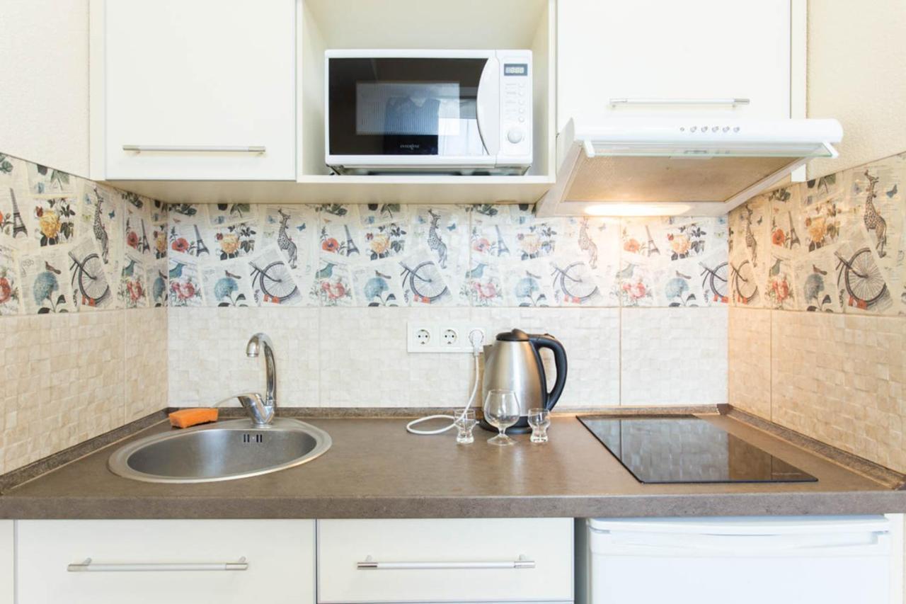 Апартаменты New Studio In The Center - Korolenka Str. 25/62 Харьков Экстерьер фото
