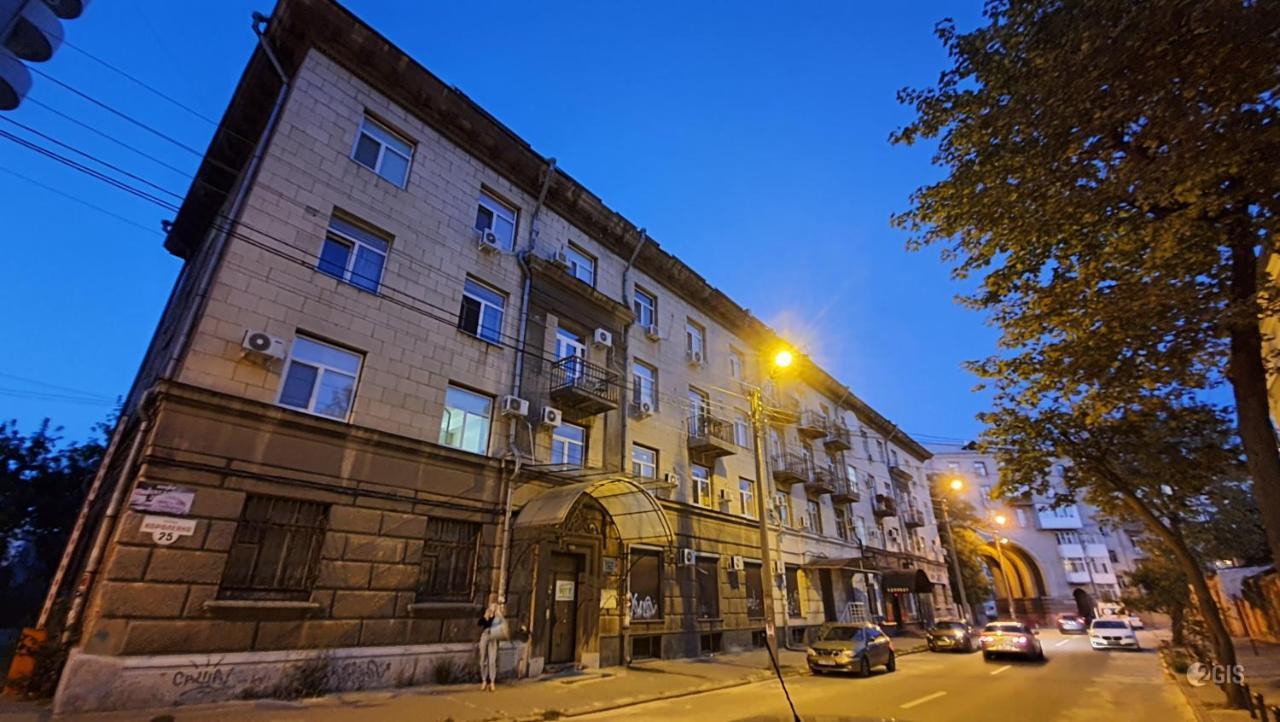 Апартаменты New Studio In The Center - Korolenka Str. 25/62 Харьков Экстерьер фото